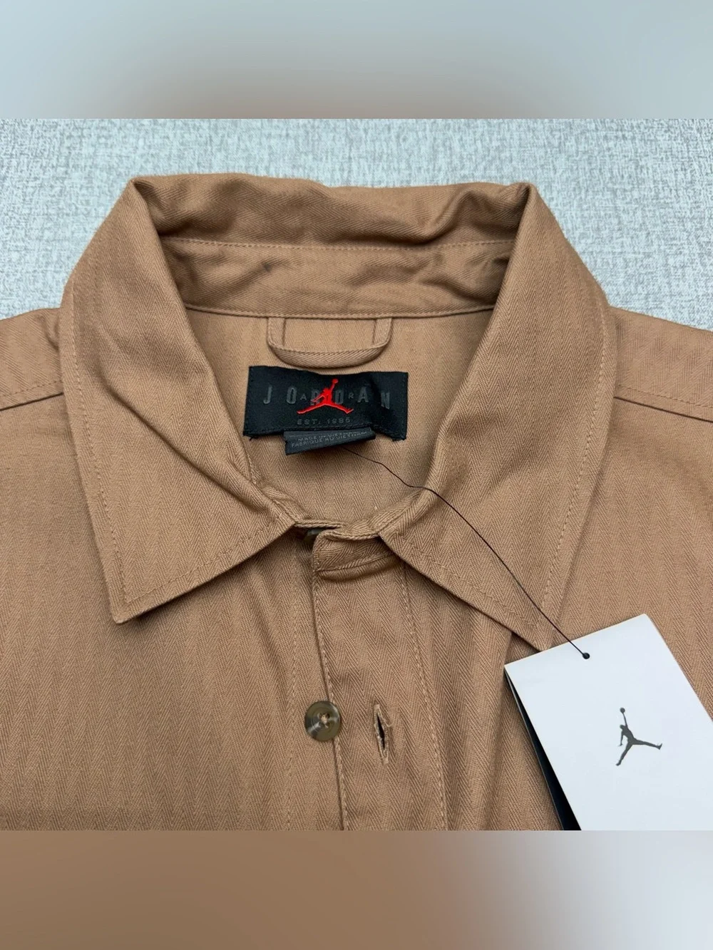 NEW Air Jordan Essentials Button Down‎ Long Sleeve Shirt